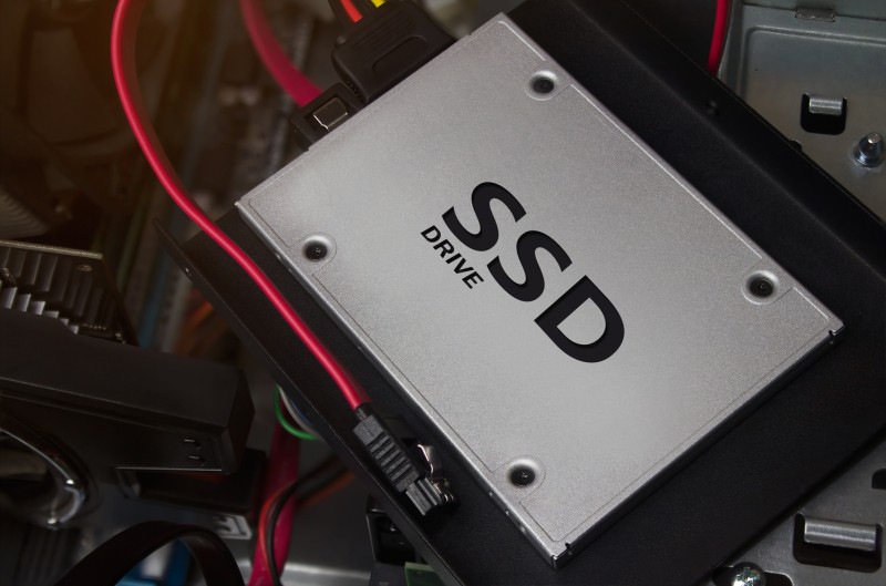 ssd drive on top of computer case